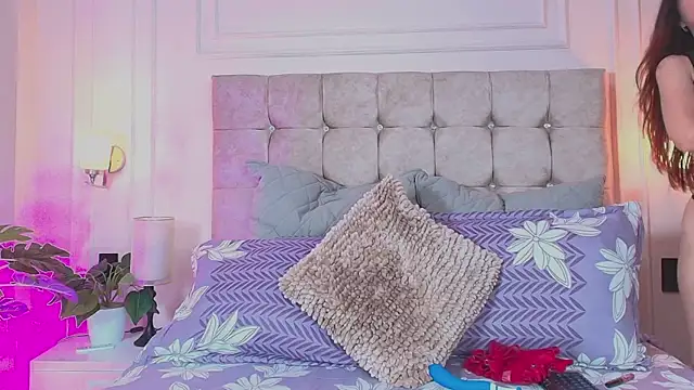 Snapshot of gabyevans4 chatting on April 2026 12:17:02 PM gabyevans4 online show from April 2026 12:17:02 PM