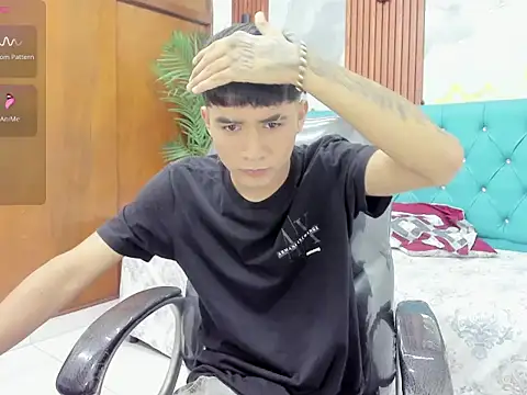 Snapshot of Thiago_collinss chatting on March 2026 10:42:01 PM Thiago collinss online show from March 2026 10:42:01 PM