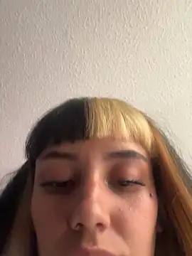 Snapshot of Sara_92 chatting on March 2026 09:42:02 PM Sara 92 online show from March 2026 09:42:02 PM