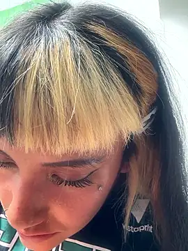 Snapshot of Sara_92 chatting on April 2026 07:07:02 PM Sara 92 online show from April 2026 07:07:02 PM