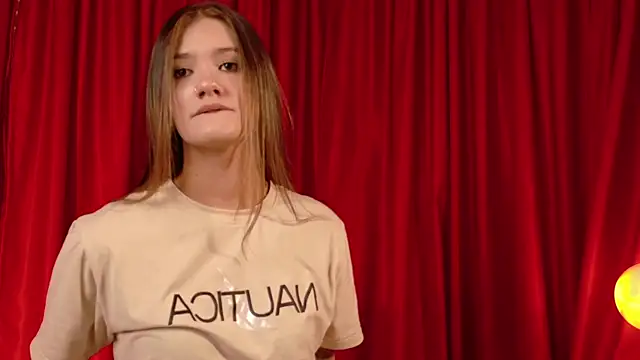 Mia Benett  online show from April 2026 12:42:02 AM