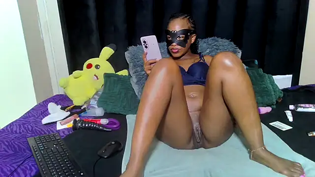 trixiey8 online show from April 2026 09:39:33 PM