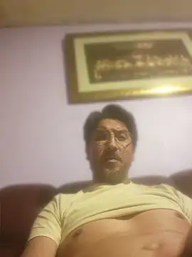 BRAD MATURE online show from April 2026 03:20:02 AM