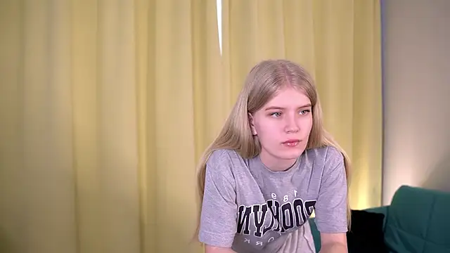 TraceeSeelig online show from March 2026 06:54:01 AM