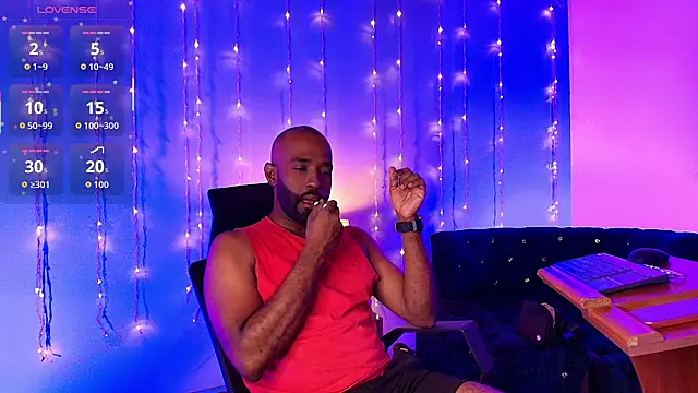 Snapshot of LOGAN_ADAMS27 chatting on March 2026 12:39:02 AM LOGAN ADAMS27 online show from March 2026 12:39:02 AM