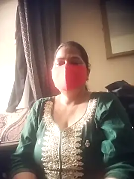 Snapshot of Tanya_7 chatting on April 2026 06:02:02 AM Tanya 7 online show from April 2026 06:02:02 AM