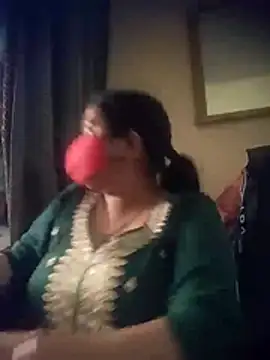 Snapshot of Tanya_7 chatting on April 2026 08:20:01 AM Tanya 7 online show from April 2026 08:20:01 AM