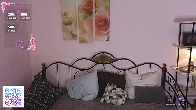 Snapshot of Bell_Menis chatting on April 2026 02:04:02 PM Bell Menis online show from April 2026 02:04:02 PM