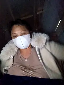 Snapshot of Heylen_hooo chatting on March 2026 05:57:02 AM Heylen hooo online show from March 2026 05:57:02 AM