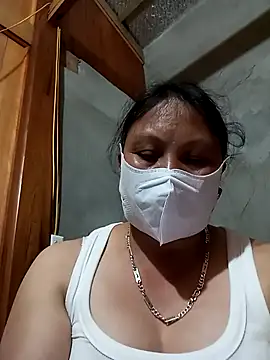 Snapshot of Heylen_hooo chatting on March 2026 01:43:02 PM Heylen hooo online show from March 2026 01:43:02 PM