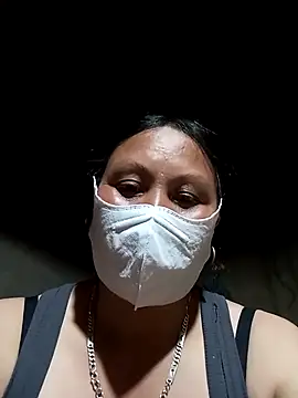 Snapshot of Heylen_hooo chatting on April 2026 01:53:02 PM Heylen hooo online show from April 2026 01:53:02 PM