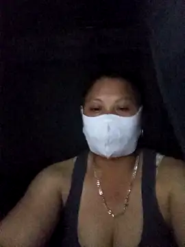 Snapshot of Heylen_hooo chatting on April 2026 01:55:02 PM Heylen hooo online show from April 2026 01:55:02 PM