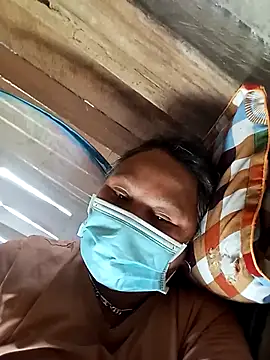 Snapshot of Heylen_hooo chatting on April 2026 05:40:02 AM Heylen hooo online show from April 2026 05:40:02 AM