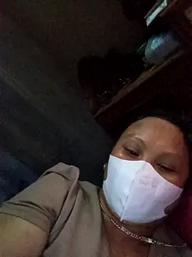 Snapshot of Heylen_hooo chatting on April 2026 03:13:01 PM Heylen hooo online show from April 2026 03:13:01 PM