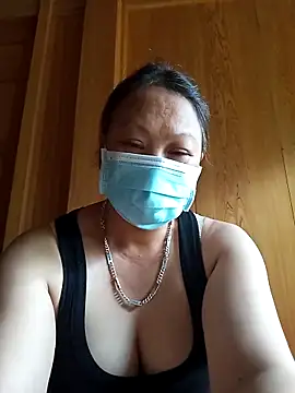 Snapshot of Heylen_hooo chatting on May 2026 03:02:02 AM Heylen hooo online show from May 2026 03:02:02 AM