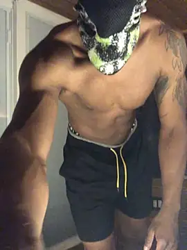 EricSwainn901 online show from March 2026 10:19:02 AM