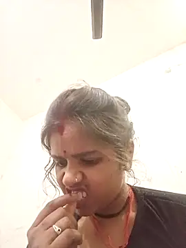 Hot chani online show from April 2026 06:14:01 AM