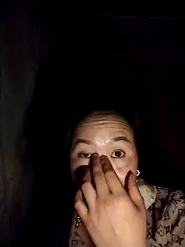 Snapshot of Candyk5 chatting on April 2026 03:42:02 PM Candyk5 online show from April 2026 03:42:02 PM