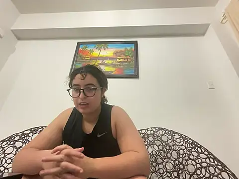 Snapshot of yassiestar chatting on March 2026 09:08:01 PM yassiestar online show from March 2026 09:08:01 PM