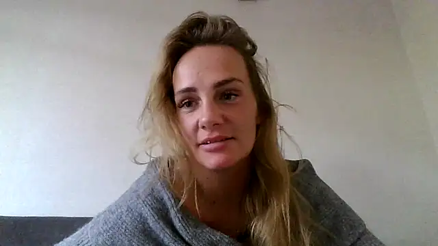 Lisanne30 online show from February 2026 02:48:02 PM