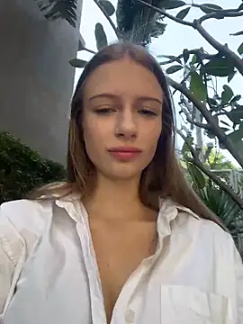 ViviennMur online show from March 2026 08:09:02 AM