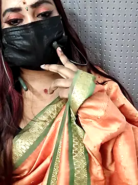 Snapshot of Cutie_Nila chatting on June 2026 05:30:02 AM Cutie Nila online show from June 2026 05:30:02 AM