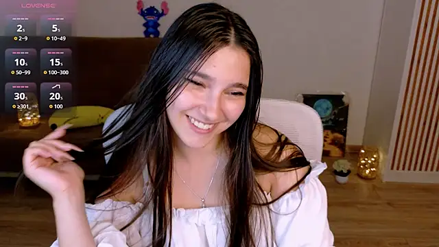 Snapshot of Ari_Grend chatting on July 2026 05:11:01 PM Ari Grend online show from July 2026 05:11:01 PM