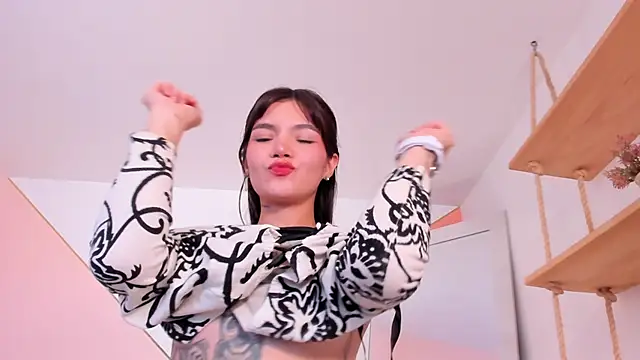 Snapshot of steff_gil chatting on March 2026 10:37:02 PM steff gil online show from March 2026 10:37:02 PM