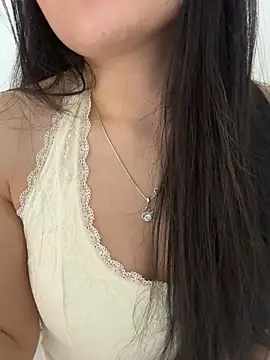 Snapshot of Tinn_tin chatting on June 2026 09:14:01 AM Tinn tin online show from June 2026 09:14:01 AM