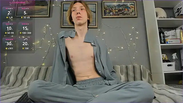 SilverFeral online show from April 2026 05:52:01 AM