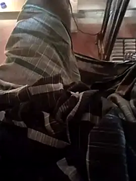 sathish2895 online show from April 2026 11:38:02 AM