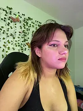 Snapshot of aurora_bela chatting on March 2026 12:21:02 PM aurora bela online show from March 2026 12:21:02 PM