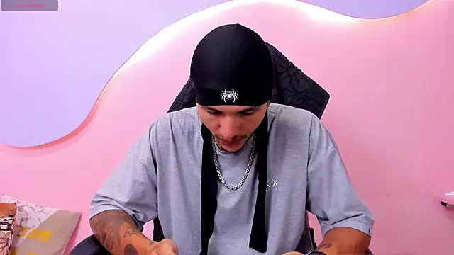 DanteLuxx online show from April 2026 04:08:02 AM