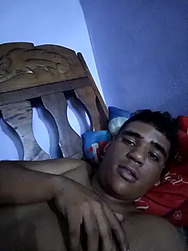 Snapshot of luis230436 chatting on April 2026 04:40:02 PM luis230436 online show from April 2026 04:40:02 PM