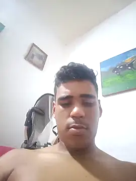 Snapshot of luis230436 chatting on April 2026 04:07:02 AM luis230436 online show from April 2026 04:07:02 AM