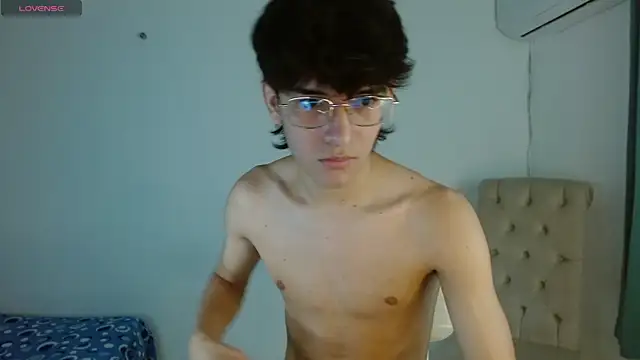 noah millerx online show from May 2026 03:57:02 AM