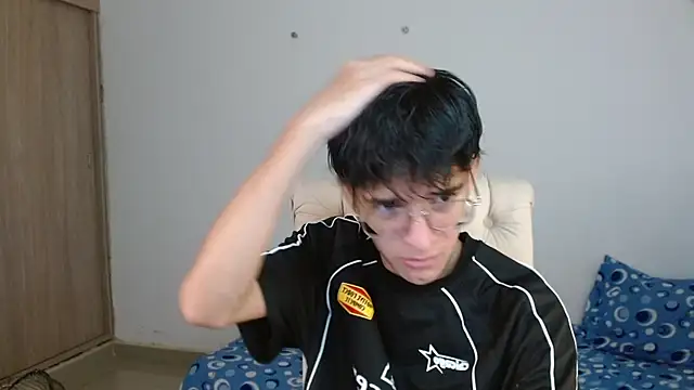 noah millerx online show from June 2026 08:48:01 PM