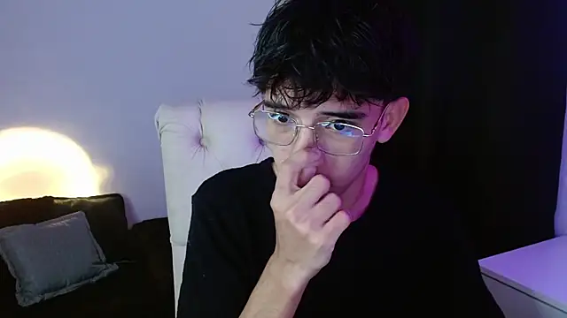 noah millerx online show from July 2026 09:10:01 PM