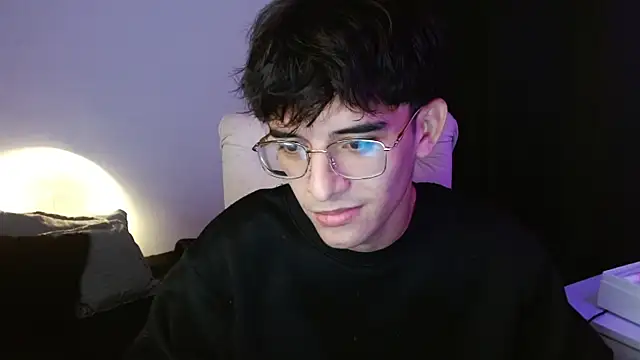 noah millerx online show from July 2026 09:32:02 PM