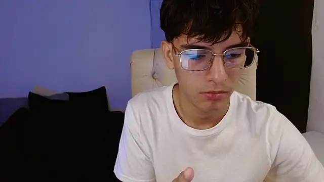 noah millerx online show from July 2026 08:22:01 PM