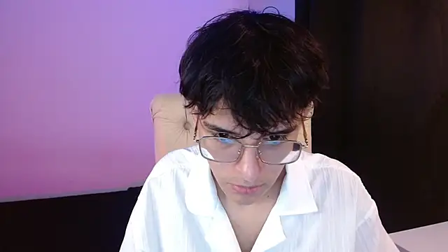 noah millerx online show from July 2026 09:06:02 PM