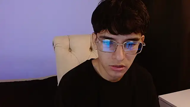 noah millerx online show from July 2026 09:35:01 PM