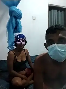 Snapshot of Miss-malika chatting on April 2026 04:04:02 PM Miss-malika online show from April 2026 04:04:02 PM