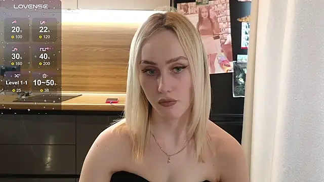 Snapshot of Bella_Villen chatting on July 2026 12:09:01 PM Bella Villen online show from July 2026 12:09:01 PM