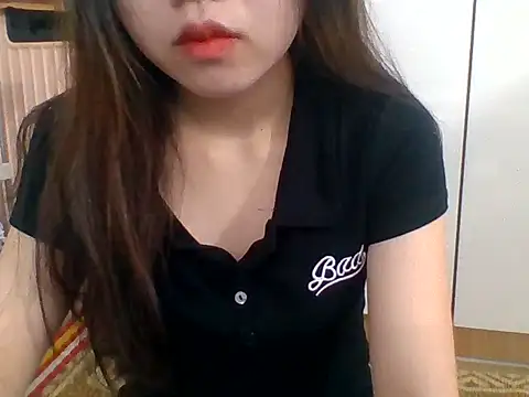 Snapshot of kiraa-007 chatting on April 2026 02:32:01 PM kiraa-007 online show from April 2026 02:32:01 PM