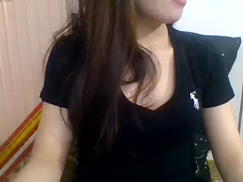 Snapshot of kiraa-007 chatting on April 2026 02:20:01 PM kiraa-007 online show from April 2026 02:20:01 PM