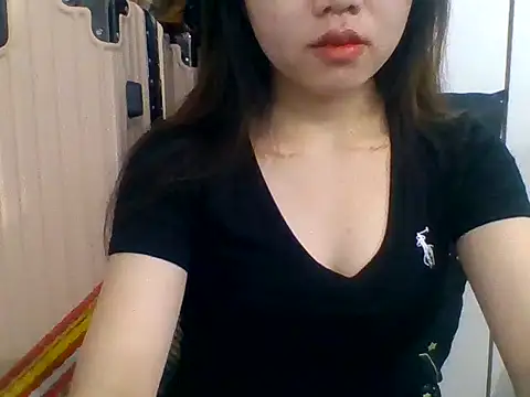 Snapshot of kiraa-007 chatting on April 2026 01:14:02 PM kiraa-007 online show from April 2026 01:14:02 PM