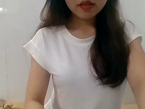 Snapshot of kiraa-007 chatting on May 2026 03:32:01 PM kiraa-007 online show from May 2026 03:32:01 PM