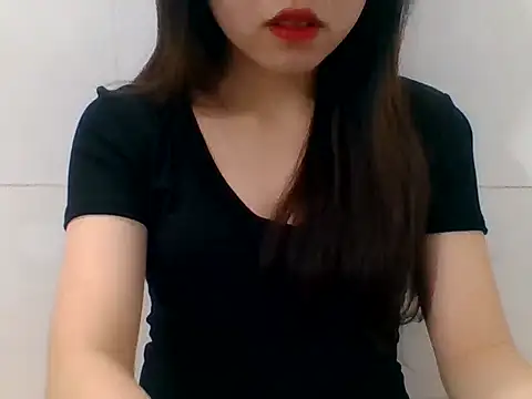 Snapshot of kiraa-007 chatting on June 2026 05:39:02 PM kiraa-007 online show from June 2026 05:39:02 PM