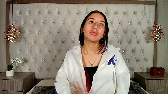 Snapshot of LilyRossi_ chatting on May 2026 01:50:02 PM LilyRossi online show from May 2026 01:50:02 PM